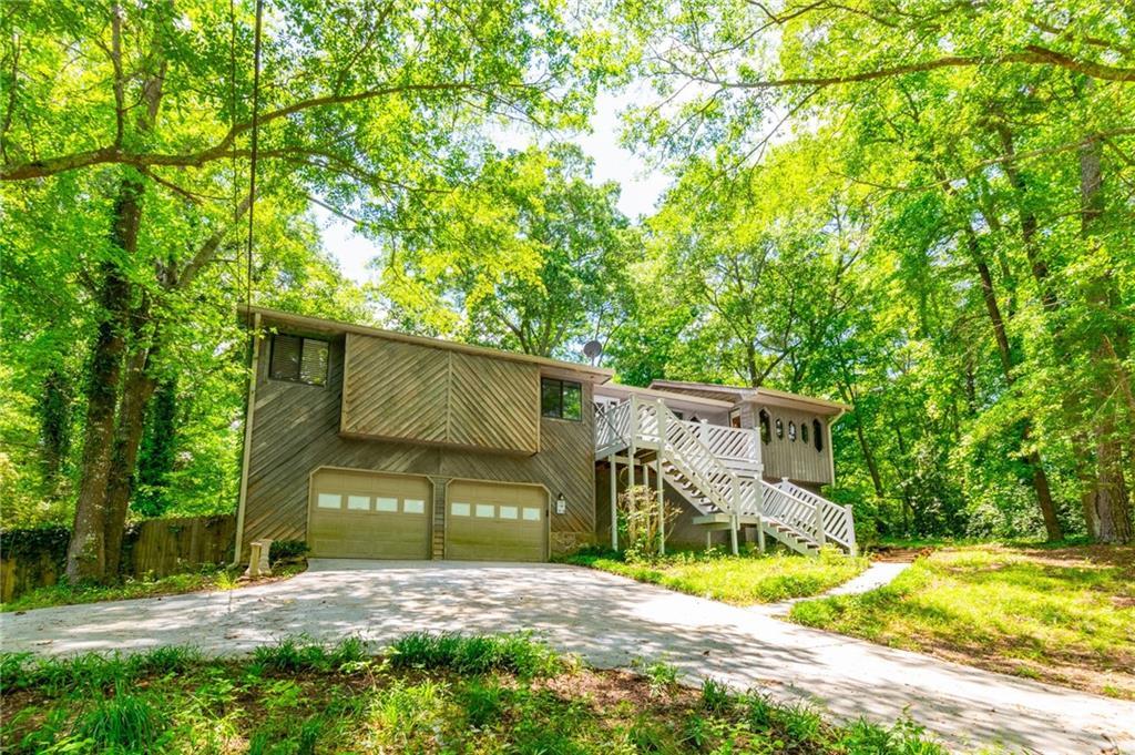 2738 Westminister Ln., Conyers, GA 30012