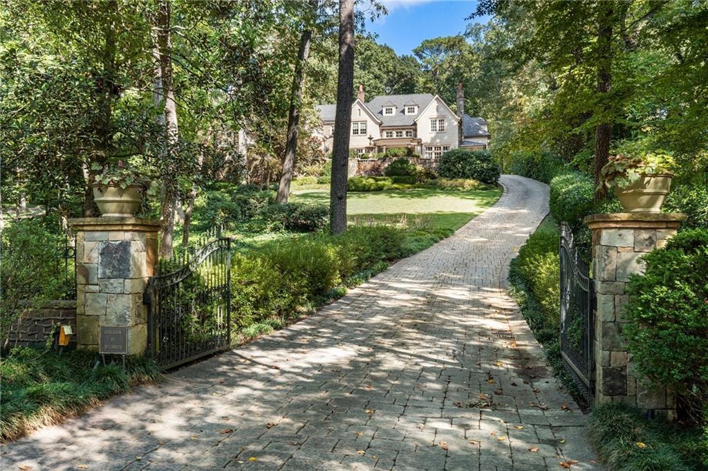 4375 Mount Paran Pkwy., Atlanta, GA 30327