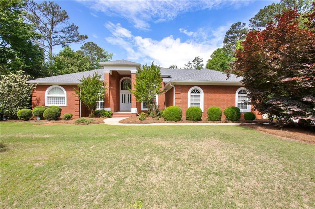 385 Windermere Cir., Newnan, GA 30265