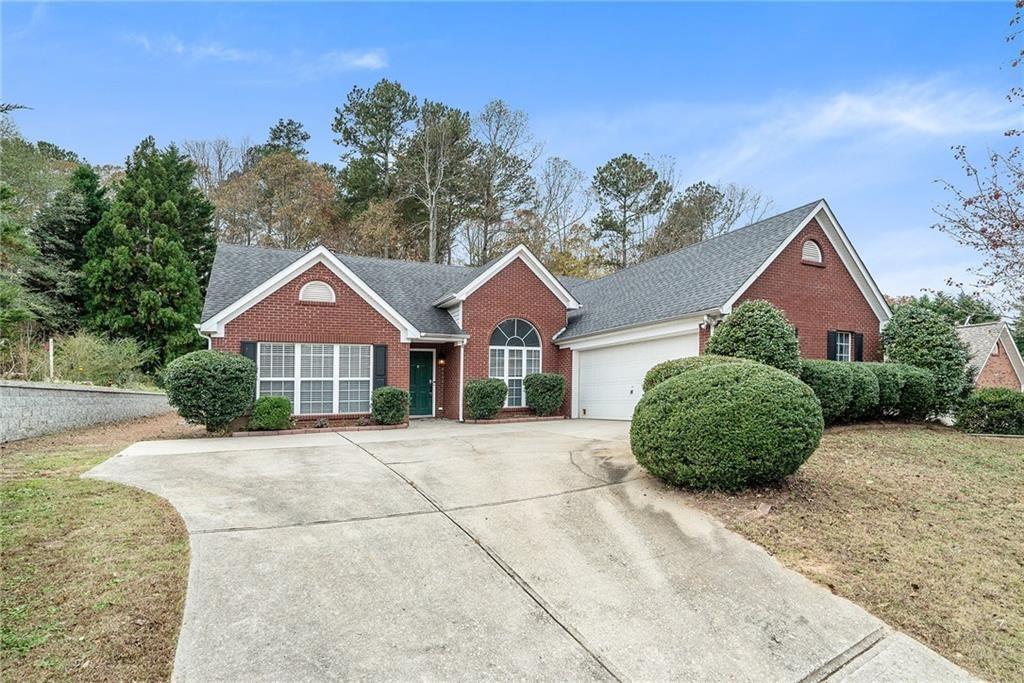 5981 Williamsport Dr., Flowery Branch, GA 30542