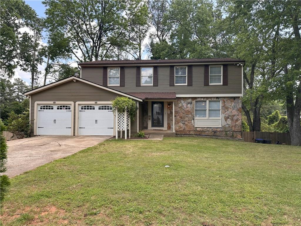 1055 Worthington Hills Dr., Roswell, GA 30076
