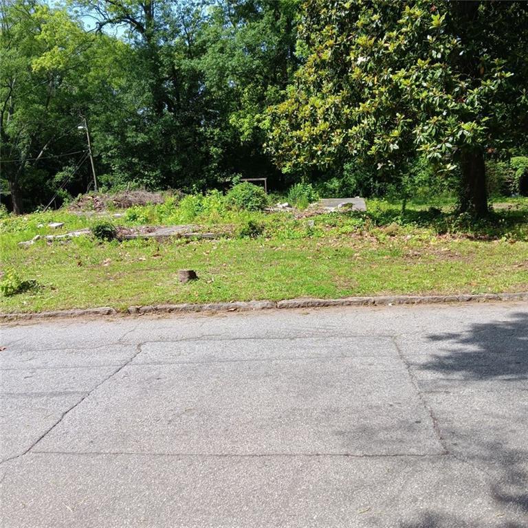 2637 Johnson St., Lithonia, GA 30058