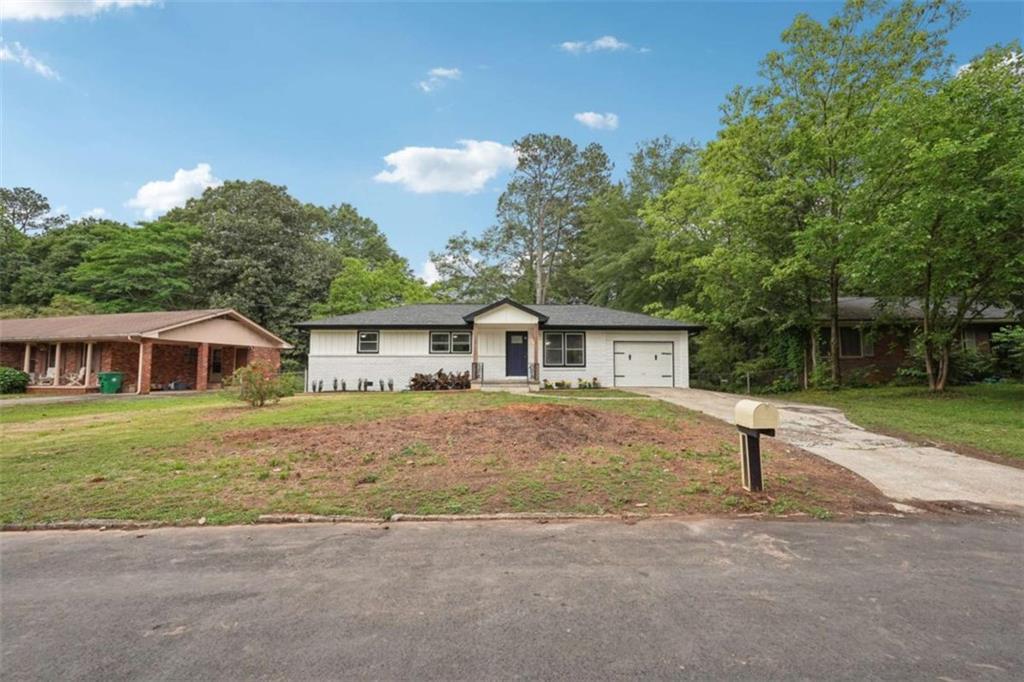 1340 Juneau Ct., Tucker, GA 30084