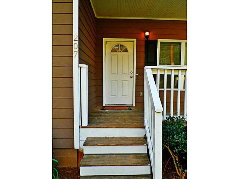 207 Brownlee Rd., Atlanta, GA 30331