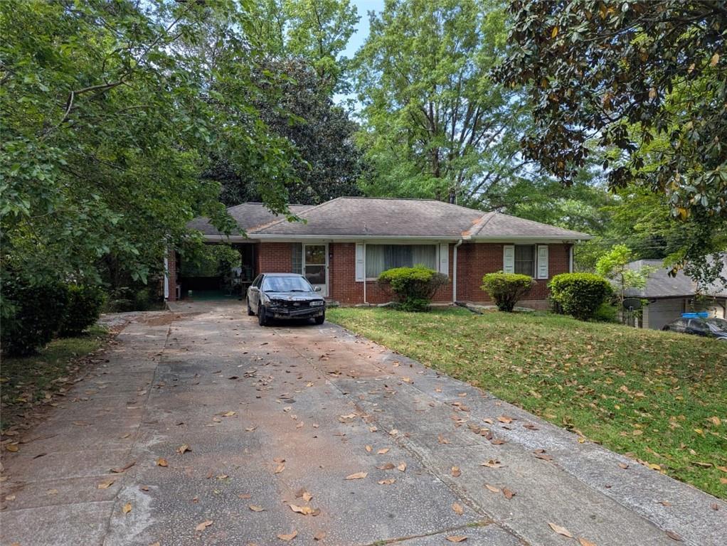2985 Laguna Dr., Decatur, GA 30032