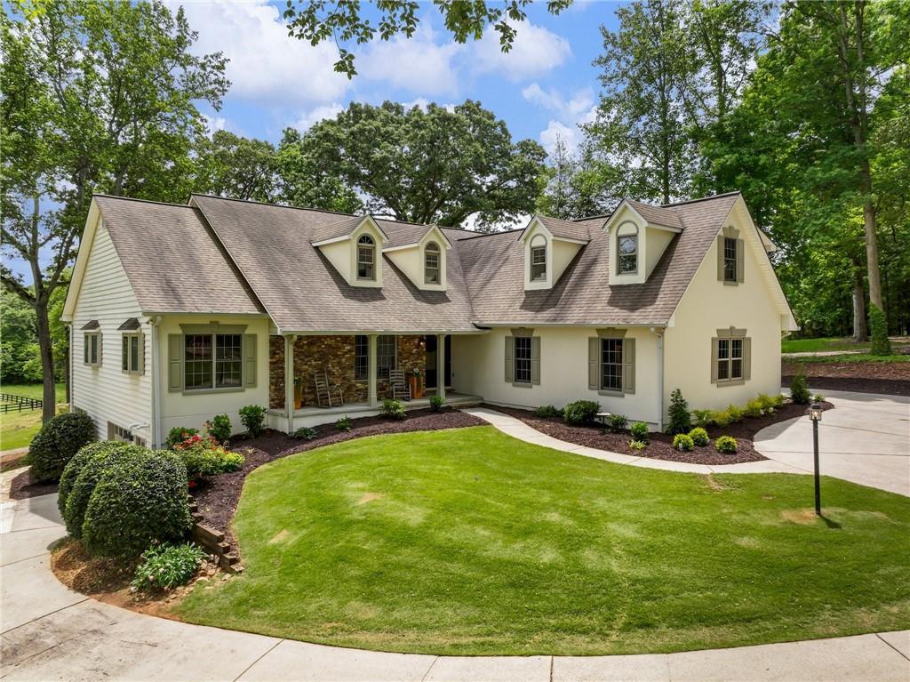 5825 Sweetbottom Ln., Clermont, GA 30527