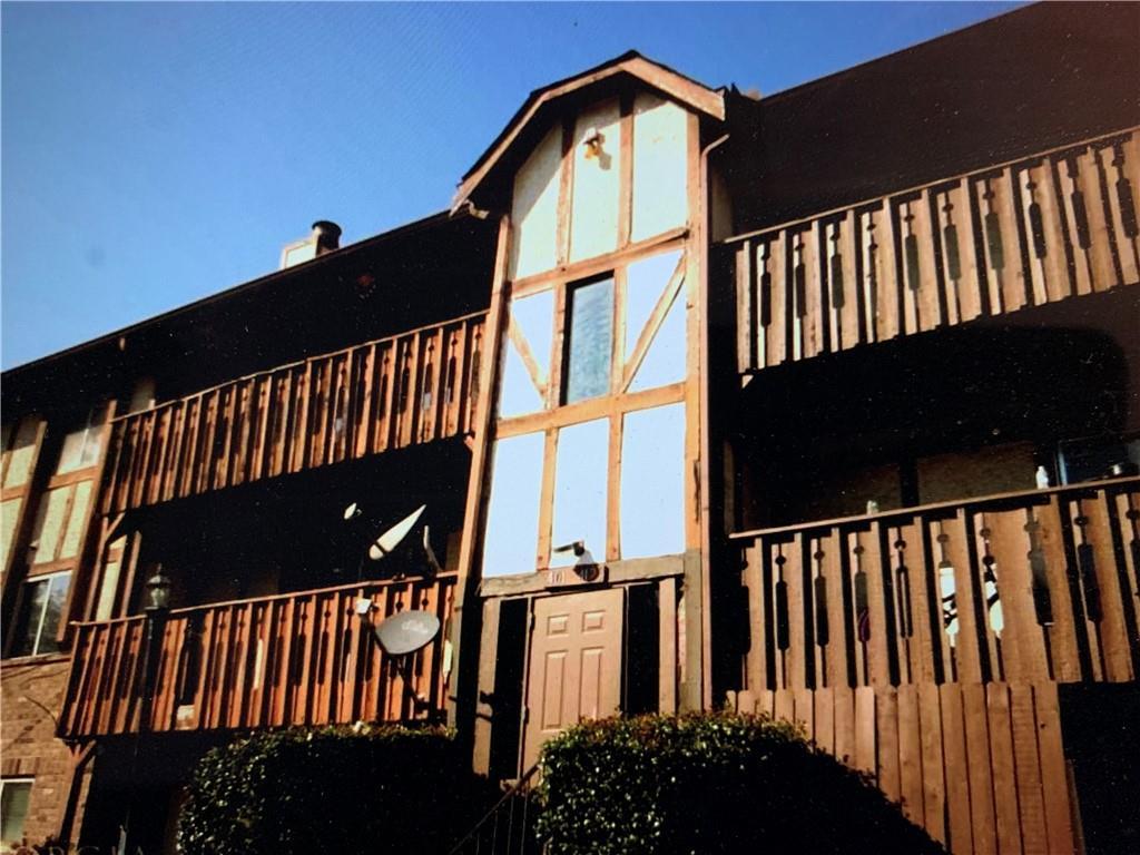 401 Camelot Dr., Atlanta, GA 30349