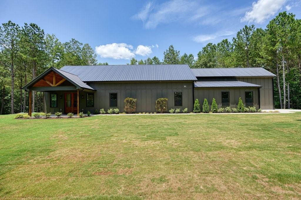 60 Dovetail Ln., Talking Rock, GA 30175