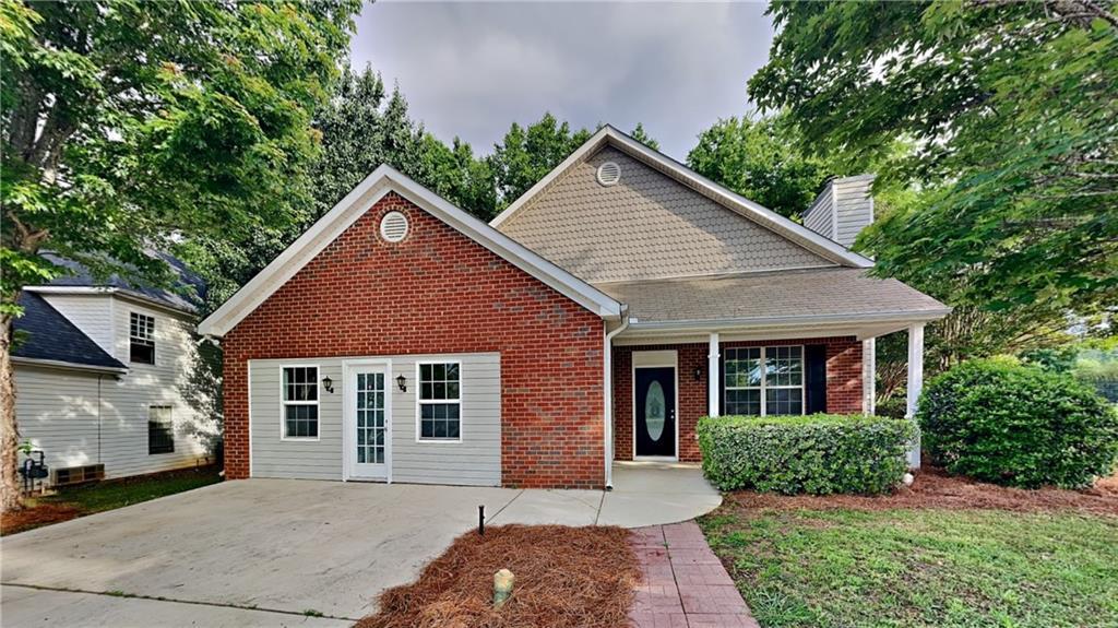 700 Patriots Point St., Locust Grove, GA 30248