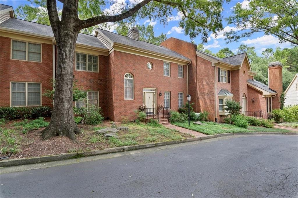 40 Ivy Chase, Atlanta, GA 30342