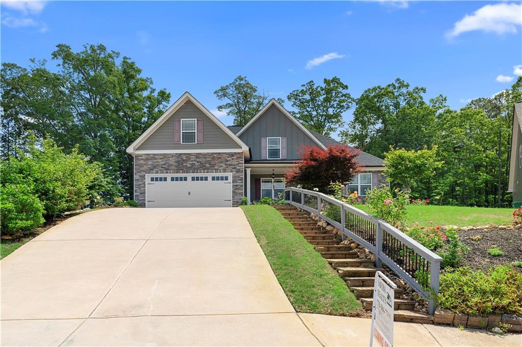 114 Brookstone Dr., Carrollton, GA 30116