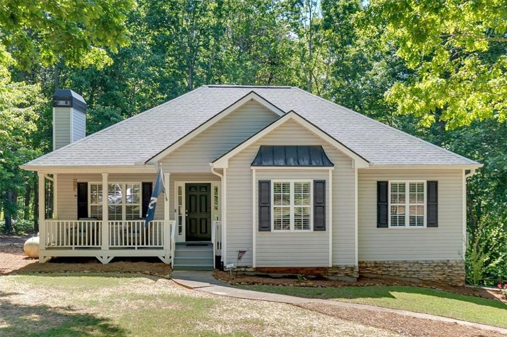 647 Philadelphia Dr., Jasper, GA 30143