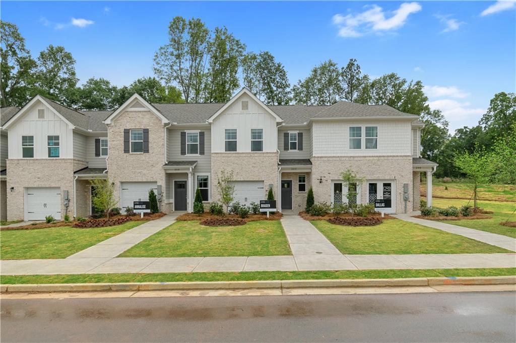 320 Navigator Ln., Mcdonough, GA 30253