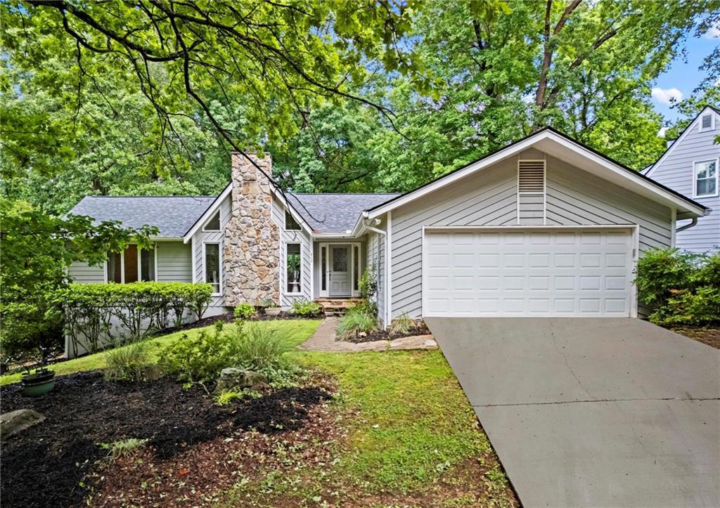 413 Sassafras Rd., Roswell, GA 30076