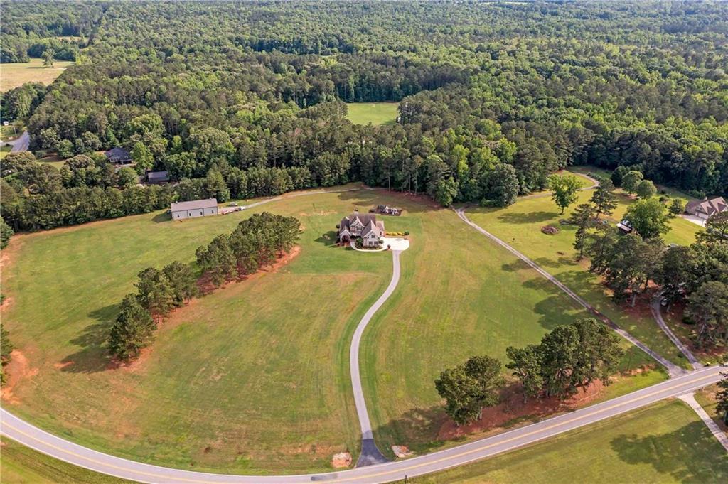 829 Christopher Rd., Sharpsburg, GA 30277