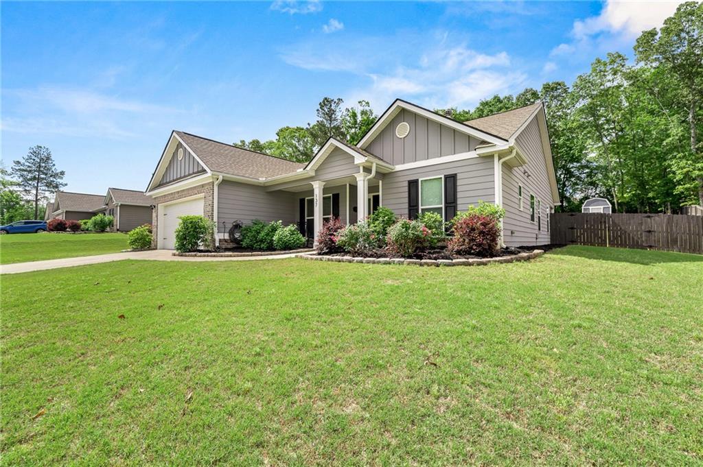 137 Evergreen Ridge Ct., Statham, GA 30666