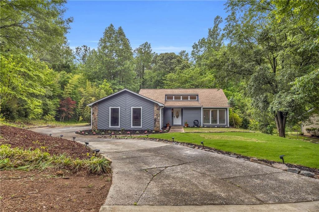 1997 N Landing Way, Marietta, GA 30066