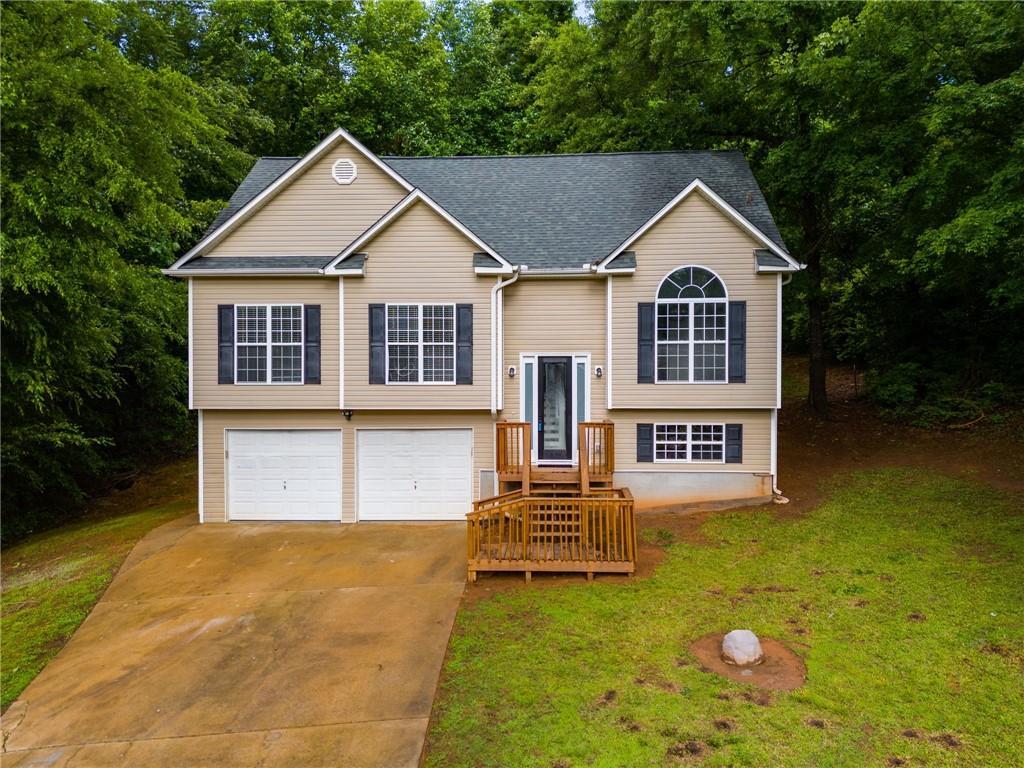 130 Opal Ln., Carrollton, GA 30116
