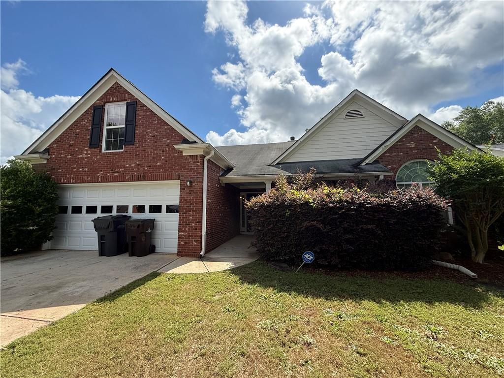 124 Sparkling Spring Tr., Mcdonough, GA 30252