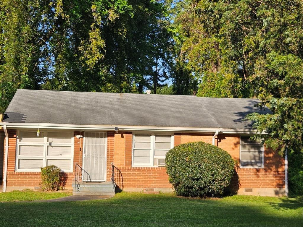 1990 Shamrock Dr., Decatur, GA 30032