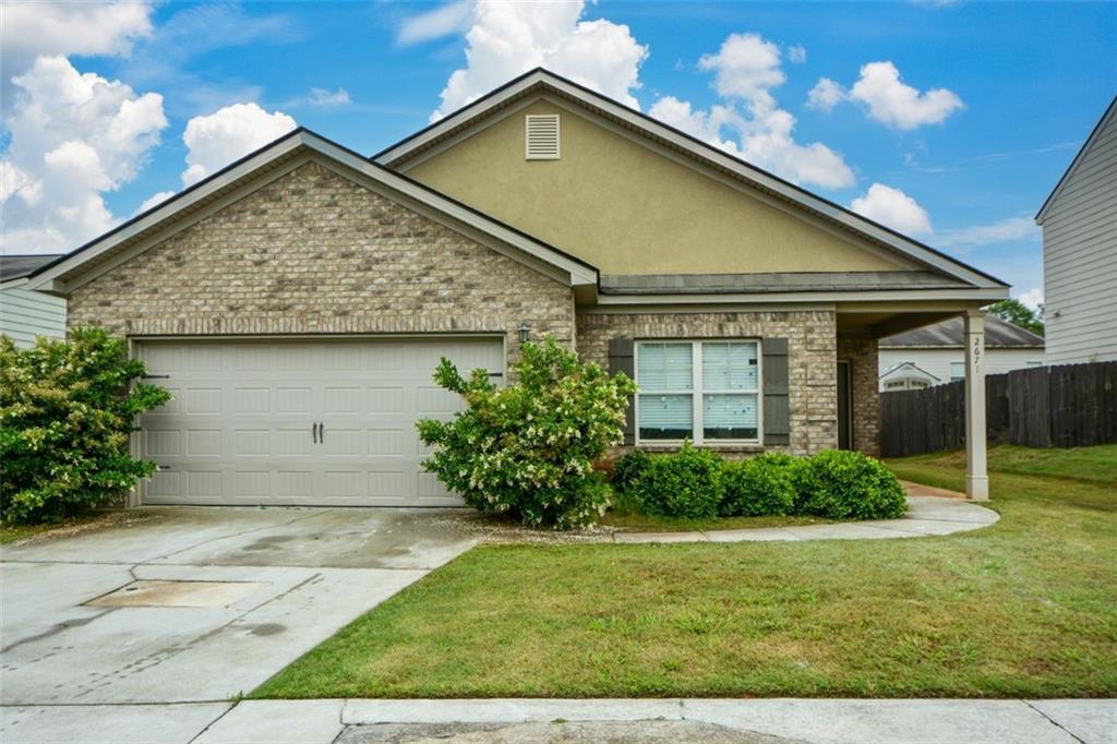 2671 Calvary Dr., Hampton, GA 30228