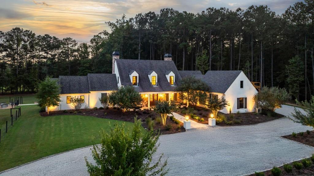 7255 Old Rico Rd., Chattahoochee Hills, GA 30268