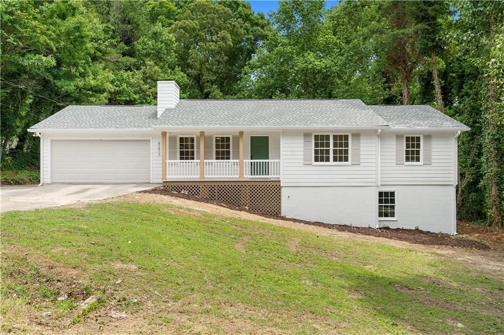 6273 Oak Ridge Dr., Flowery Branch, GA 30542