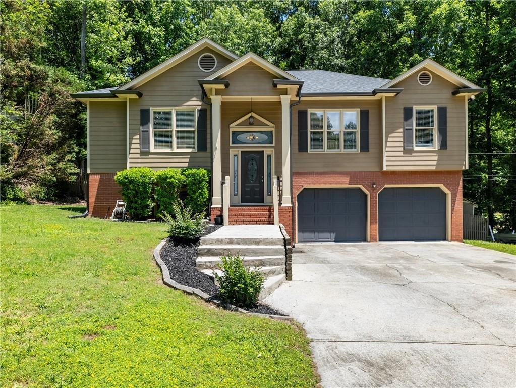 6335 Flat Rock Dr., Flowery Branch, GA 30542