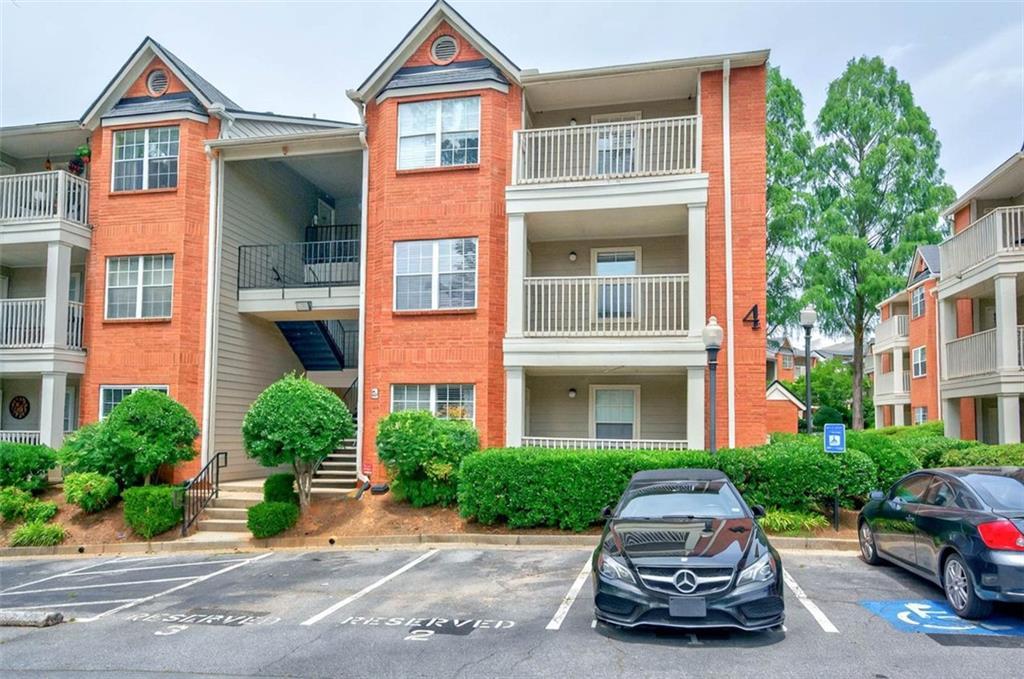4106 Chastain Park Ct., Atlanta, GA 30342