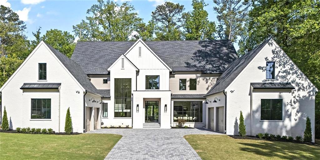 4785 Merlendale Ct., Atlanta, GA 30327