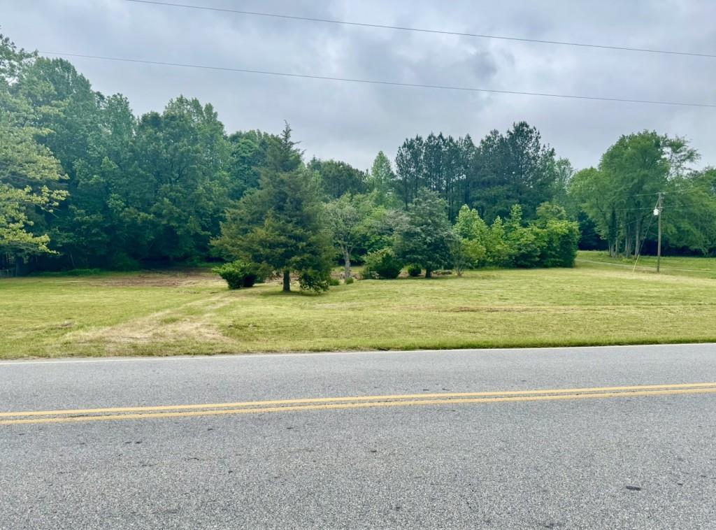 4479 Wayne Poultry Rd., Pendergrass, GA 30567