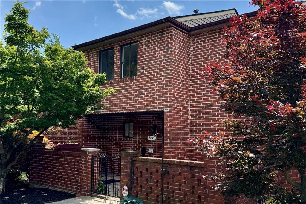 2259 Pernoshal Ct., Dunwoody, GA 30338