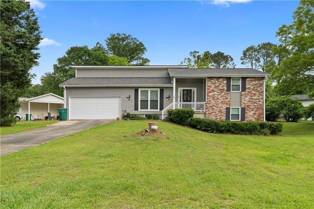 1903 Lochlomand Ln., Smyrna, GA 30080