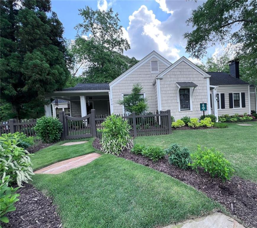 574 Chicasaw Dr., Marietta, GA 30060