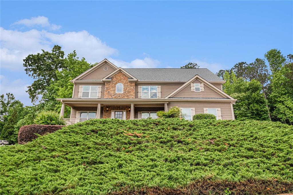 6086 Willowpond Ct., Douglasville, GA 30135