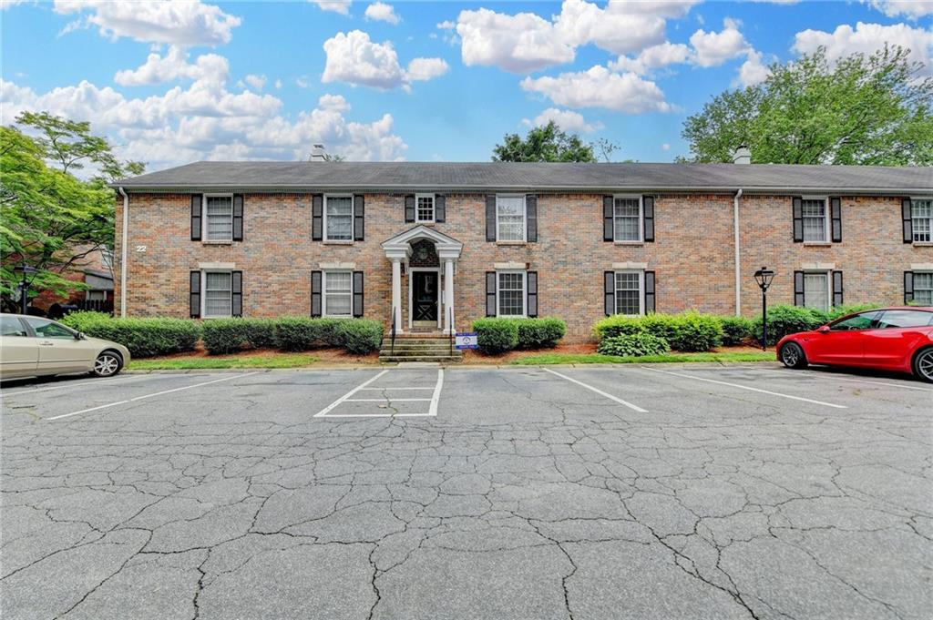 6700 Roswell Rd. #22B, Atlanta, GA 30328