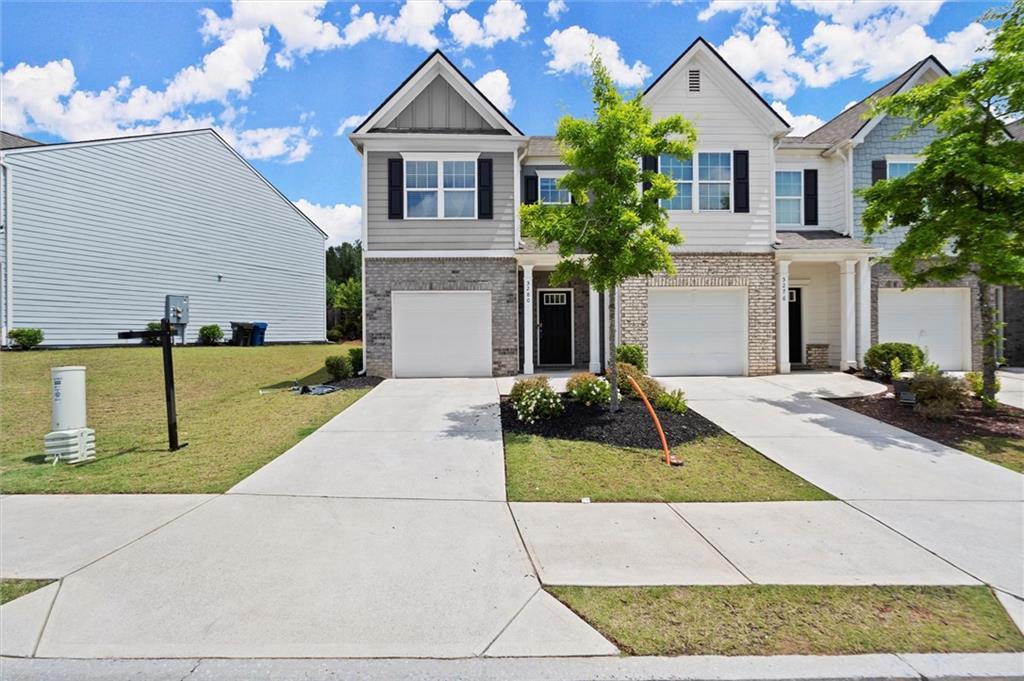 5280 Barberry Ave., Oakwood, GA 30566