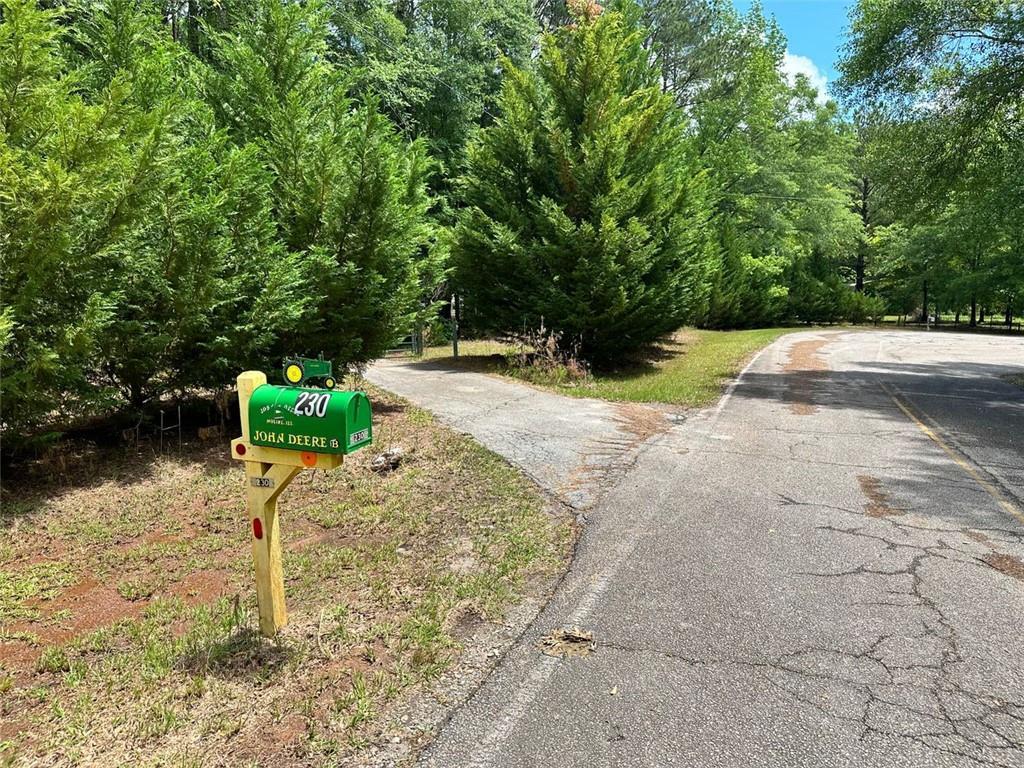 230 Vaughn Cir., Griffin, GA 30223