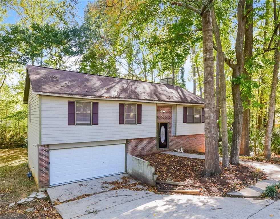 3189 Glen Hollow Dr., Rex, GA 30273