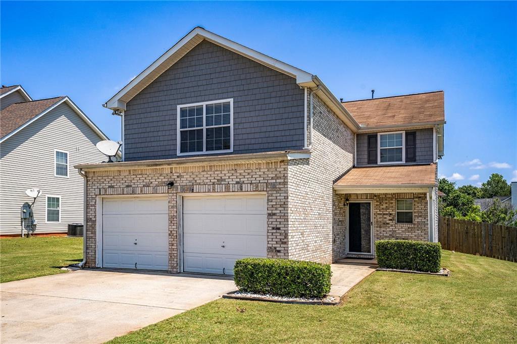 1932 Sawgrass Dr., Hampton, GA 30228