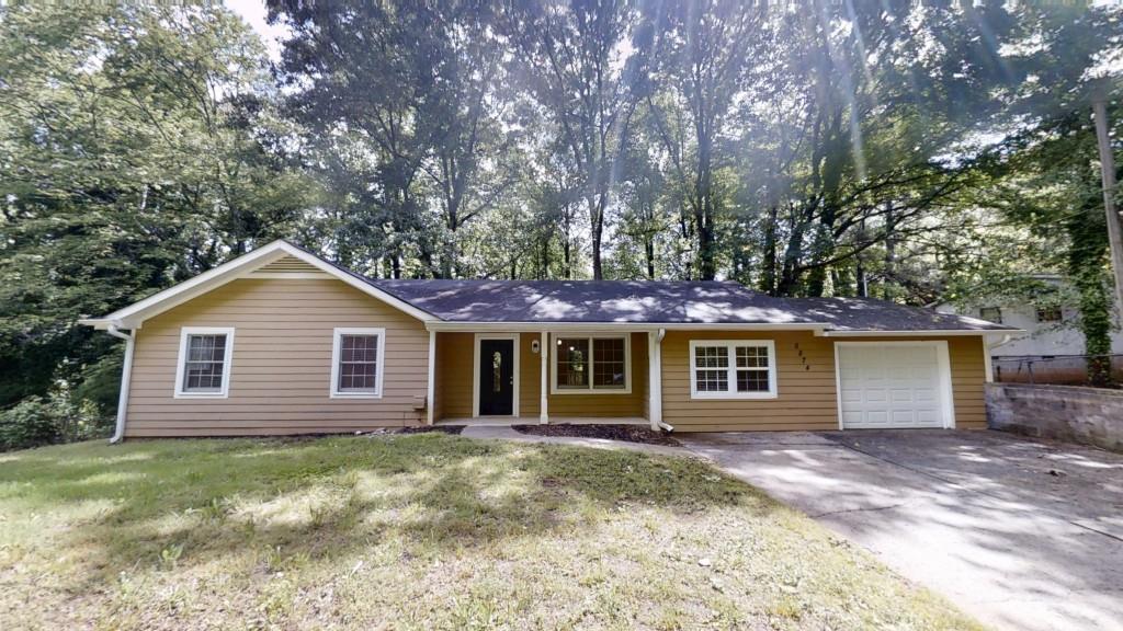 5574 Oak Grove Dr., Acworth, GA 30102