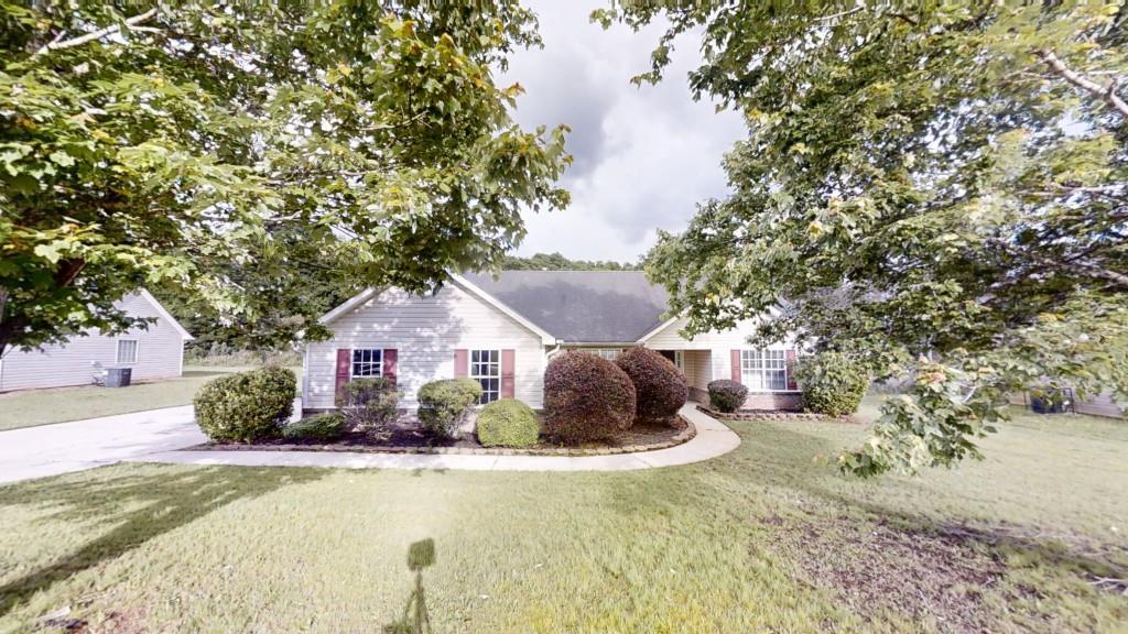 150 Mills Creek Ln., Covington, GA 30016