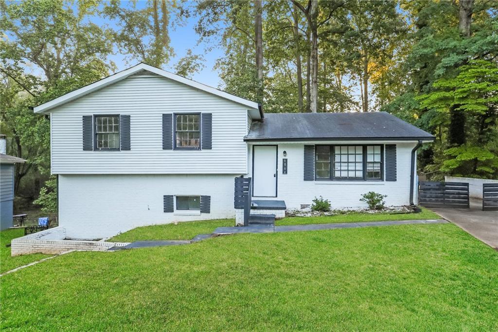 6864 Maddox Rd., Morrow, GA 30260