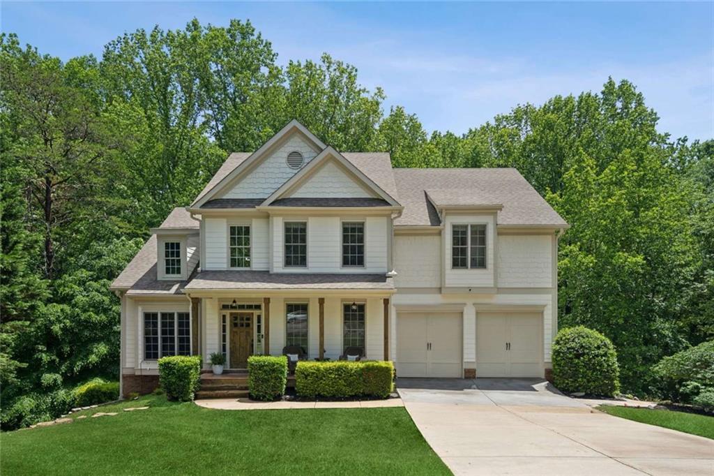 8925 Stone River Dr., Gainesville, GA 30506