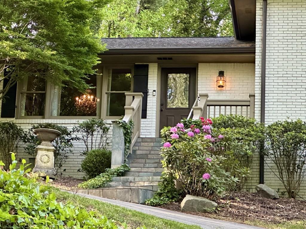 1053 Crane Rd., Atlanta, GA 30324