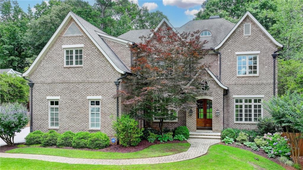 272 Lake Forrest Ln., Atlanta, GA 30342