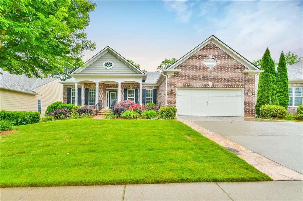 6714 Amherst Dr., Hoschton, GA 30548