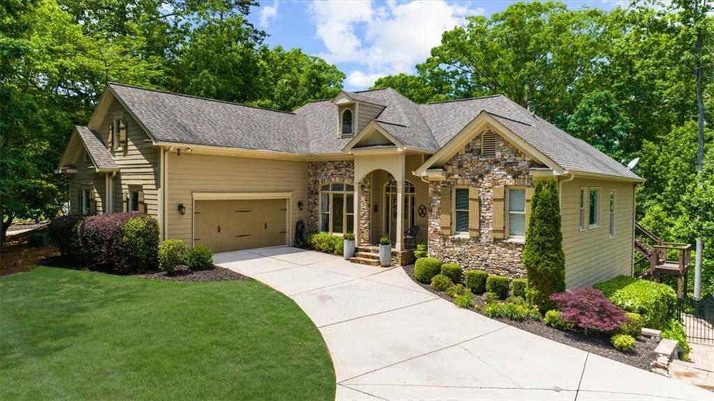 8840 Bayhill Dr., Gainesville, GA 30506
