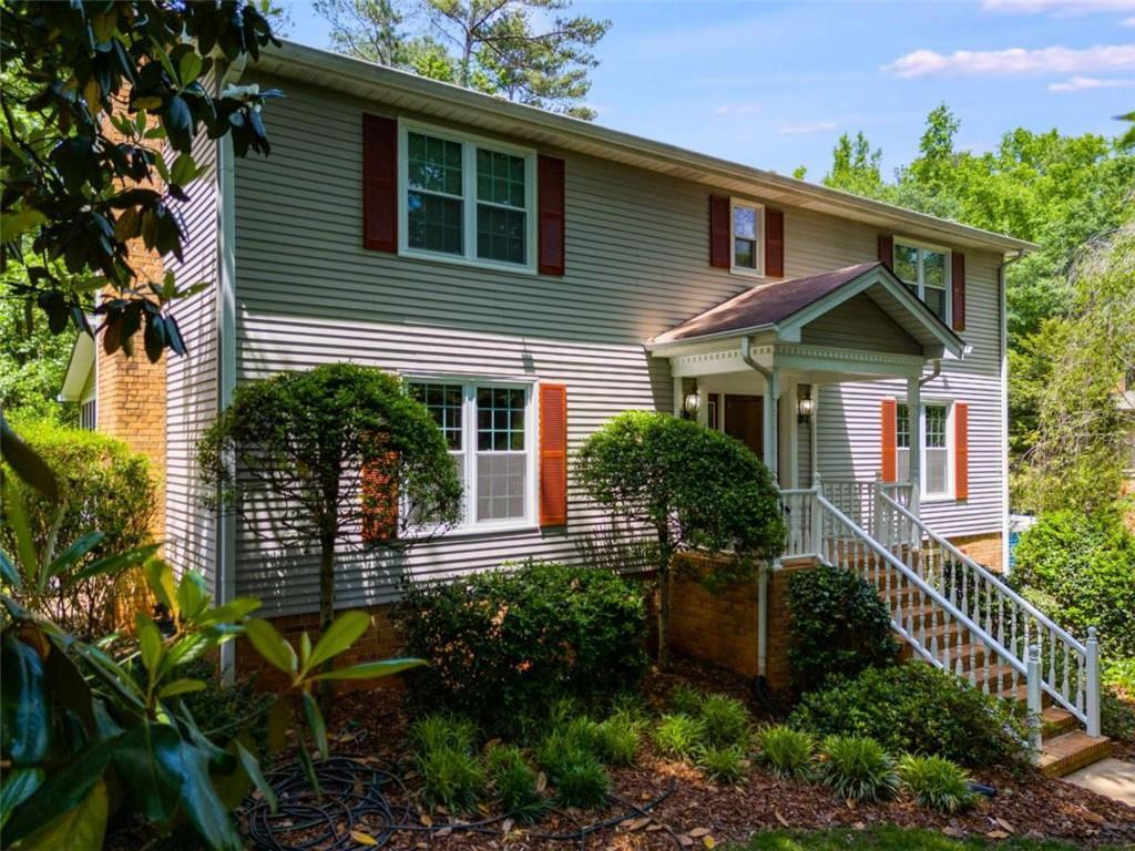 9041 Par Dr., Douglasville, GA 30134