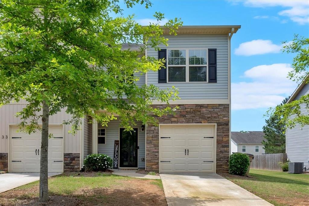 635 Oakside Pl., Acworth, GA 30102